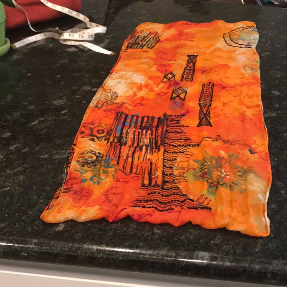Oblong scarf